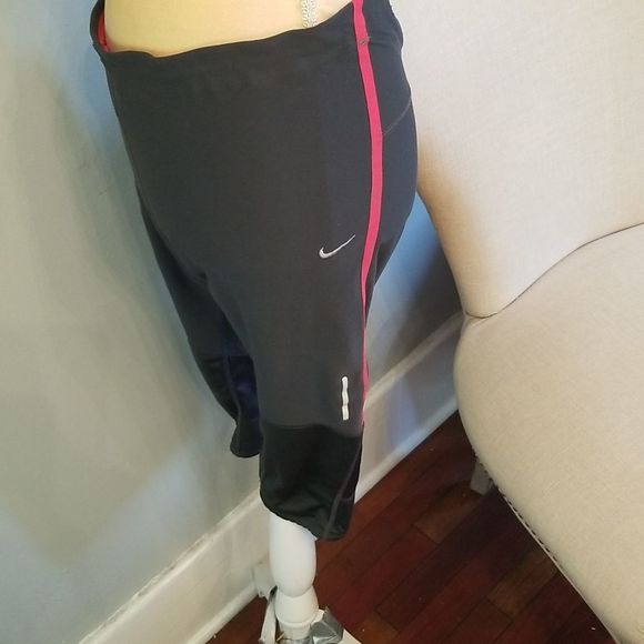 Nike Dri Fit Epic Lux Crop Capri Size Large Gray/Pink Running - Picture 2 of 14